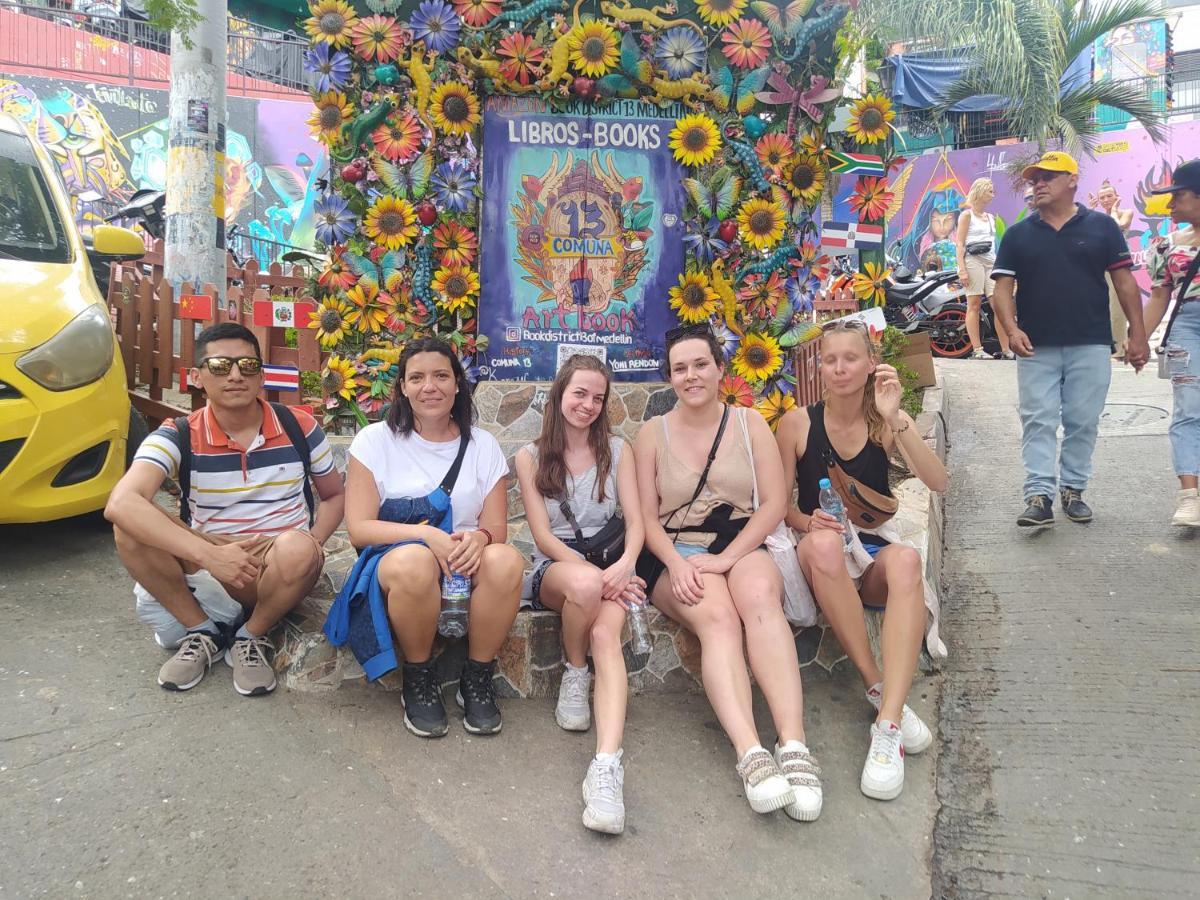 Serrania Hostal Medellín Dış mekan fotoğraf